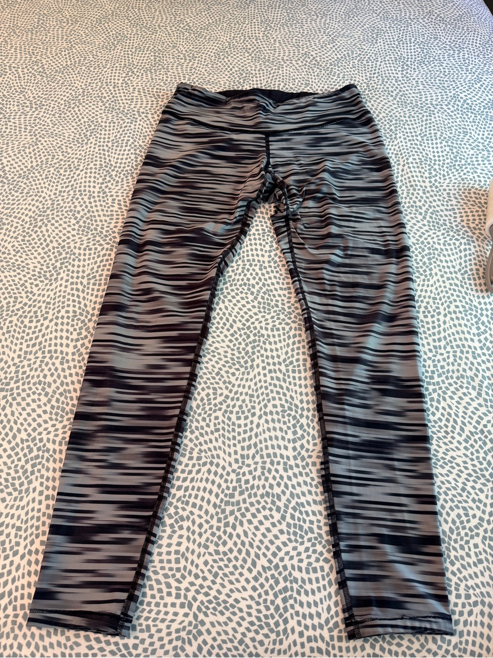 GAP Fit Black Gray Space Dye Leggings Reversible Activewear Womens Large